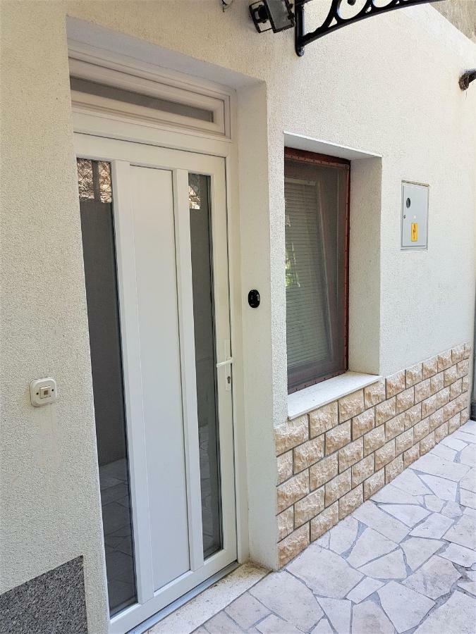 Apartman Anita Jesenice  Ngoại thất bức ảnh